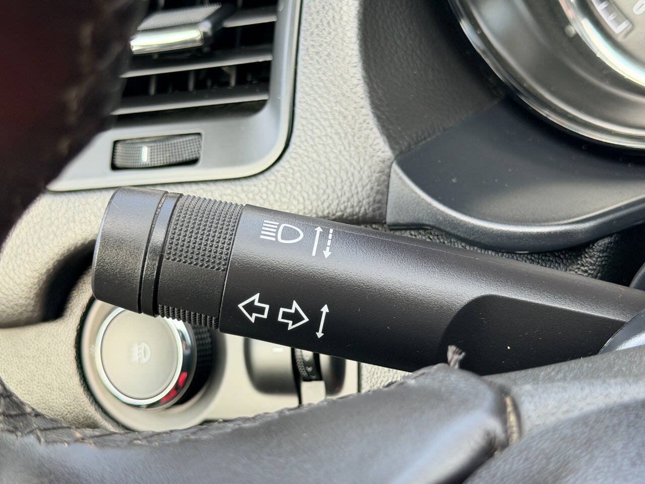 Used 2015 Buick Regal FWD image 33