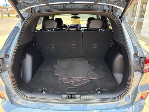 Used 2023 Ford Escape ST-Line w/ Tech Pack #1 AWD/4WD image 29