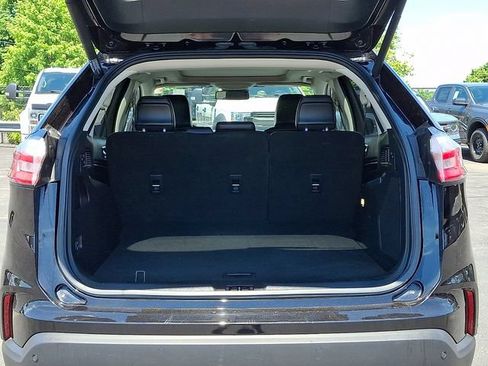 Certified 2020 Ford Edge Titanium w/ Equipment Group 301A AWD/4WD image 30