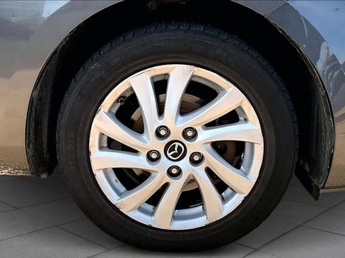 Used 2013 MAZDA MAZDA3 i Grand Touring image 10