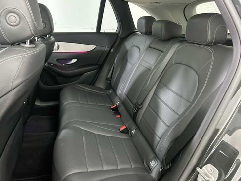 Used 2020 Mercedes-Benz GLC 300 4MATIC image 24