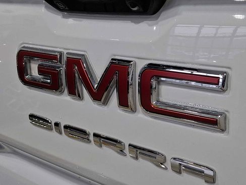 Certified 2025 GMC Sierra 1500 Elevation w/ Elevation Premium Package image 28