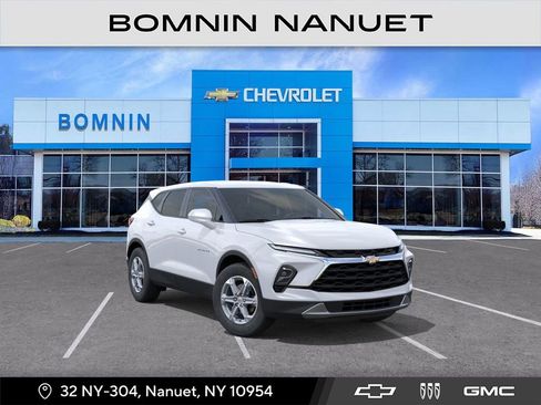 New 2025 Chevrolet Blazer LT image 1