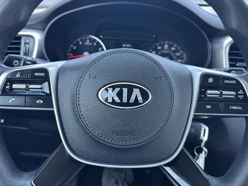Used 2020 Kia Sorento FWD V6 image 25