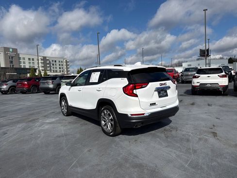 Used 2020 GMC Terrain SLT w/ Preferred Package image 5