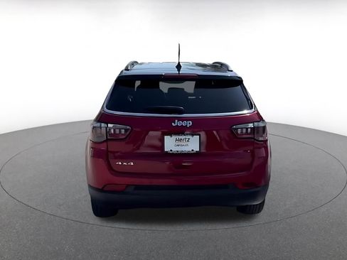 Used 2025 Jeep Compass Limited AWD/4WD image 12