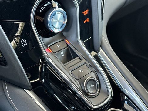 Certified 2025 Acura RDX SH-AWD image 26