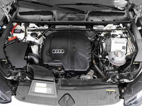 Used 2023 Audi Q5 2.0T Premium Plus w/ Premium Plus Package AWD/4WD image 44