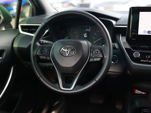 Used 2023 Toyota Corolla SE w/ SE Package image 25