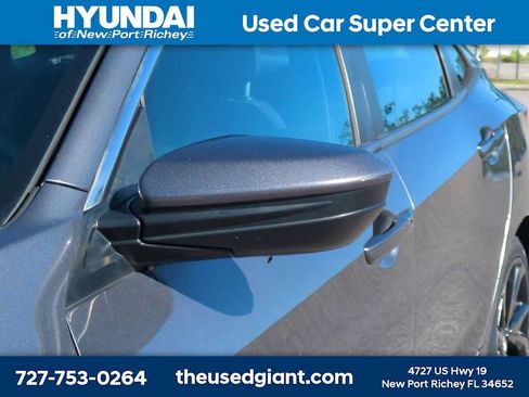 Used 2019 Honda Civic Sport image 11