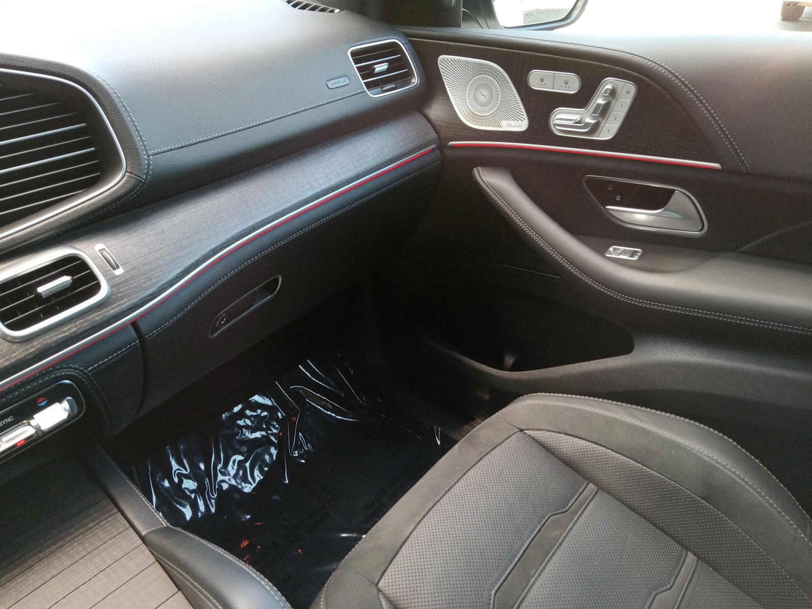 Used 2023 Mercedes-Benz GLE 53 AMG 4MATIC Coupe image 21