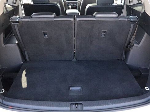 Used 2021 Volkswagen Atlas SEL Premium AWD/4WD image 35