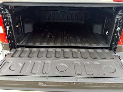 Used 2022 Ford Maverick Lariat w/ Lariat Luxury Package image 23