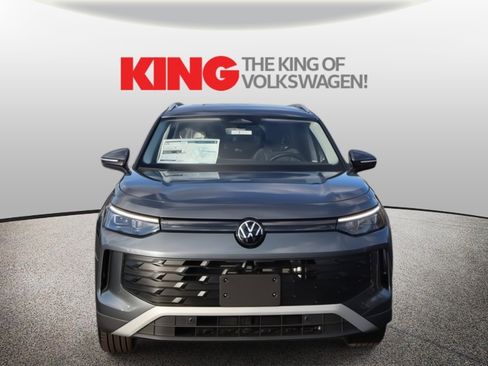 New 2026 Volkswagen Tiguan SE image 9