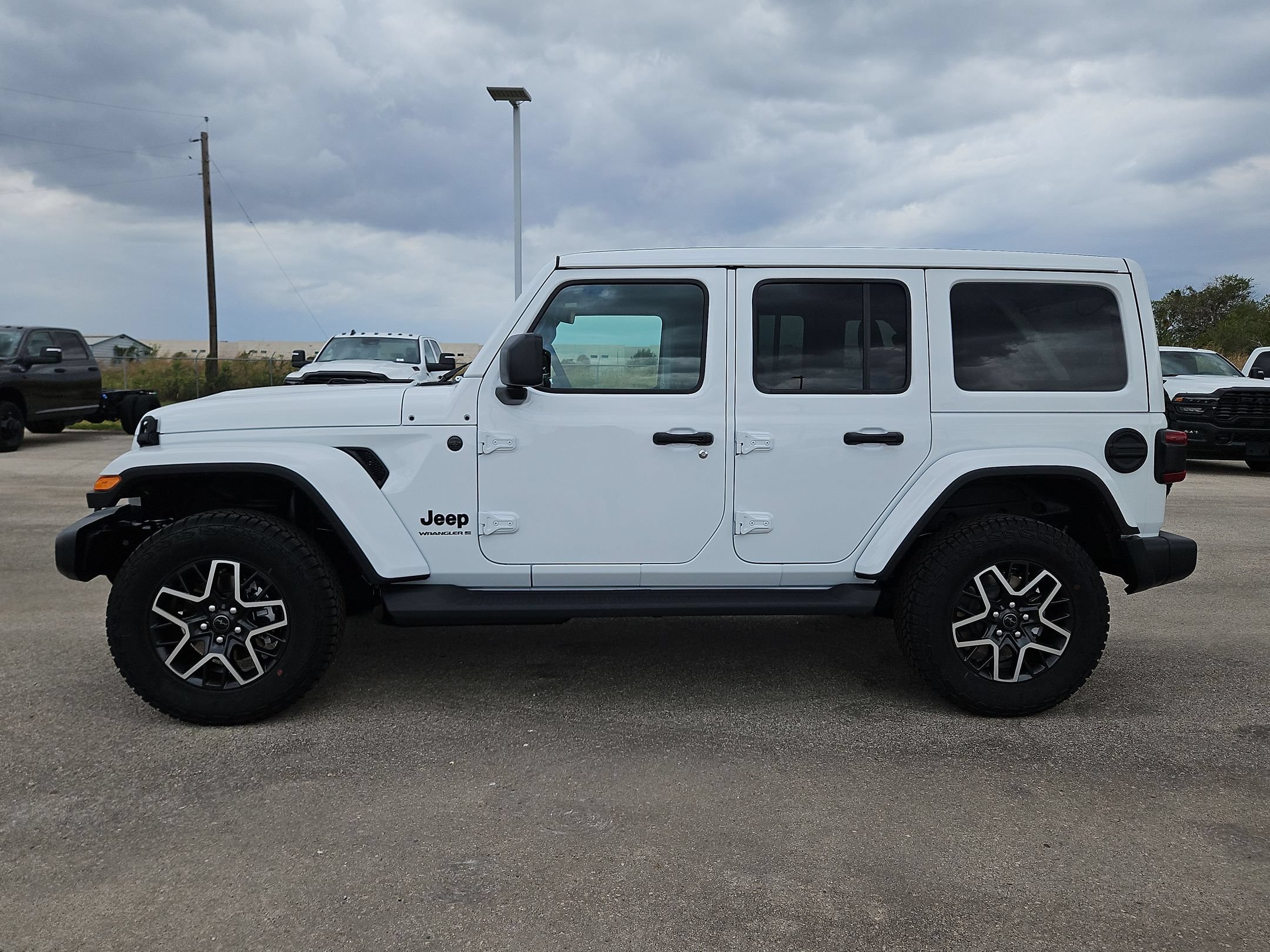 New 2027 Jeep Wrangler Unlimited Sahara AWD/4WD image 6