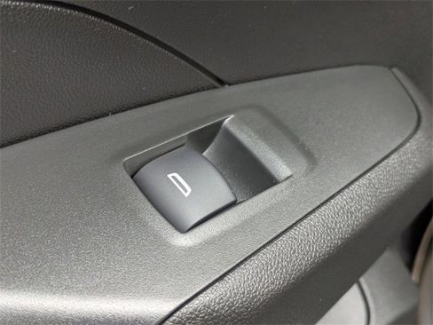 New 2026 Chevrolet Trax ACTIV w/ Sunroof Package image 24