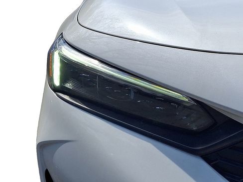 Used 2025 Honda Civic Sport image 10