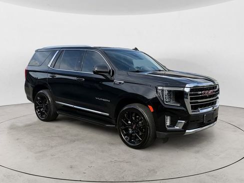 Used 2023 GMC Yukon SLT w/ SLT Premium Package AWD/4WD image 7