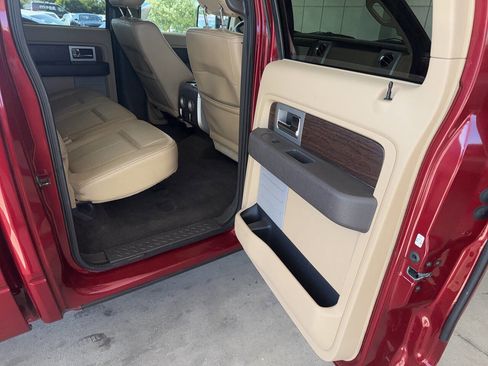 Used 2013 Ford F150 Lariat w/ HD Payload Pkg image 38