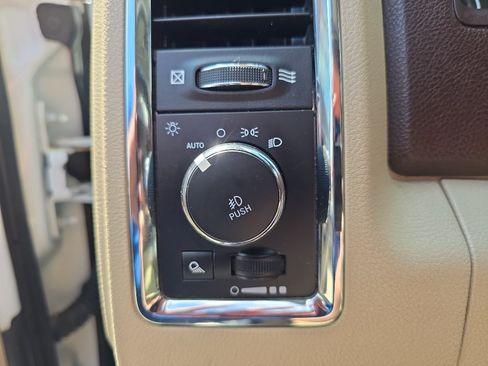 Used 2018 RAM 3500 Laramie AWD/4WD image 13