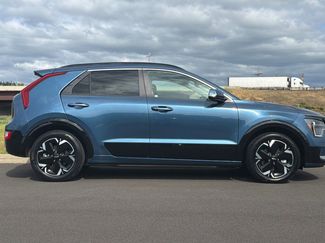 Used 2023 Kia Niro Wind FWD video 2