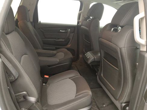 Used 2017 Chevrolet Traverse LT w/ Style and Technology Package FWD image 19