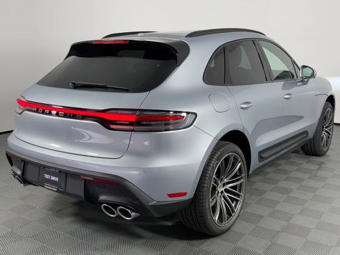 Certified 2026 Porsche Macan AWD/4WD image 7