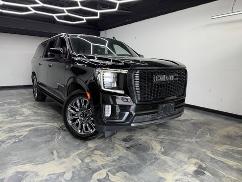 Used 2023 GMC Yukon XL Denali Ultimate w/ LPO, Floor Liner Package image 7