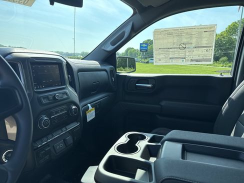 New 2026 Chevrolet Silverado 1500 W/T w/ WT Value Package AWD/4WD image 20