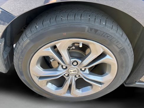 Certified 2023 Honda Accord EX image 33