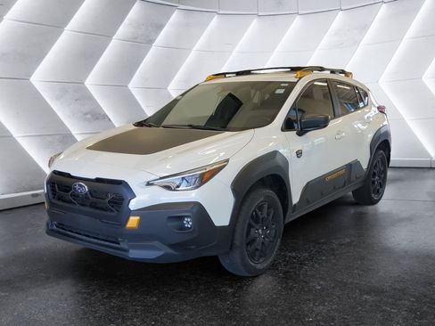 Used 2025 Subaru Crosstrek 2.5i Wilderness w/ Crosstrek Mirror Package AWD/4WD image 3