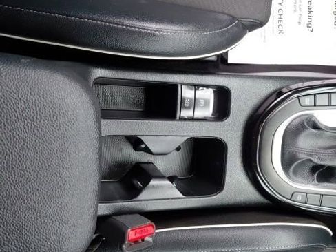 Certified 2024 Kia Forte GT-Line FWD image 14