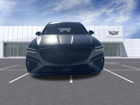 Used 2022 Genesis GV70 3.5T Sport w/ Sport Prestige Package image 3