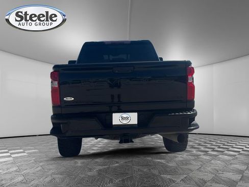 Used 2022 Chevrolet Silverado 2500 LTZ w/ LTZ Plus Package image 4