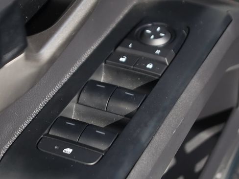 Used 2024 Toyota Tacoma TRD Off-Road w/ TRD Off Road Premium Package AWD/4WD image 15