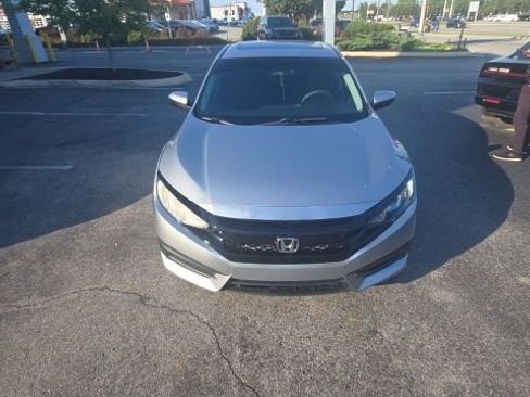 Used 2016 Honda Civic EX image 3