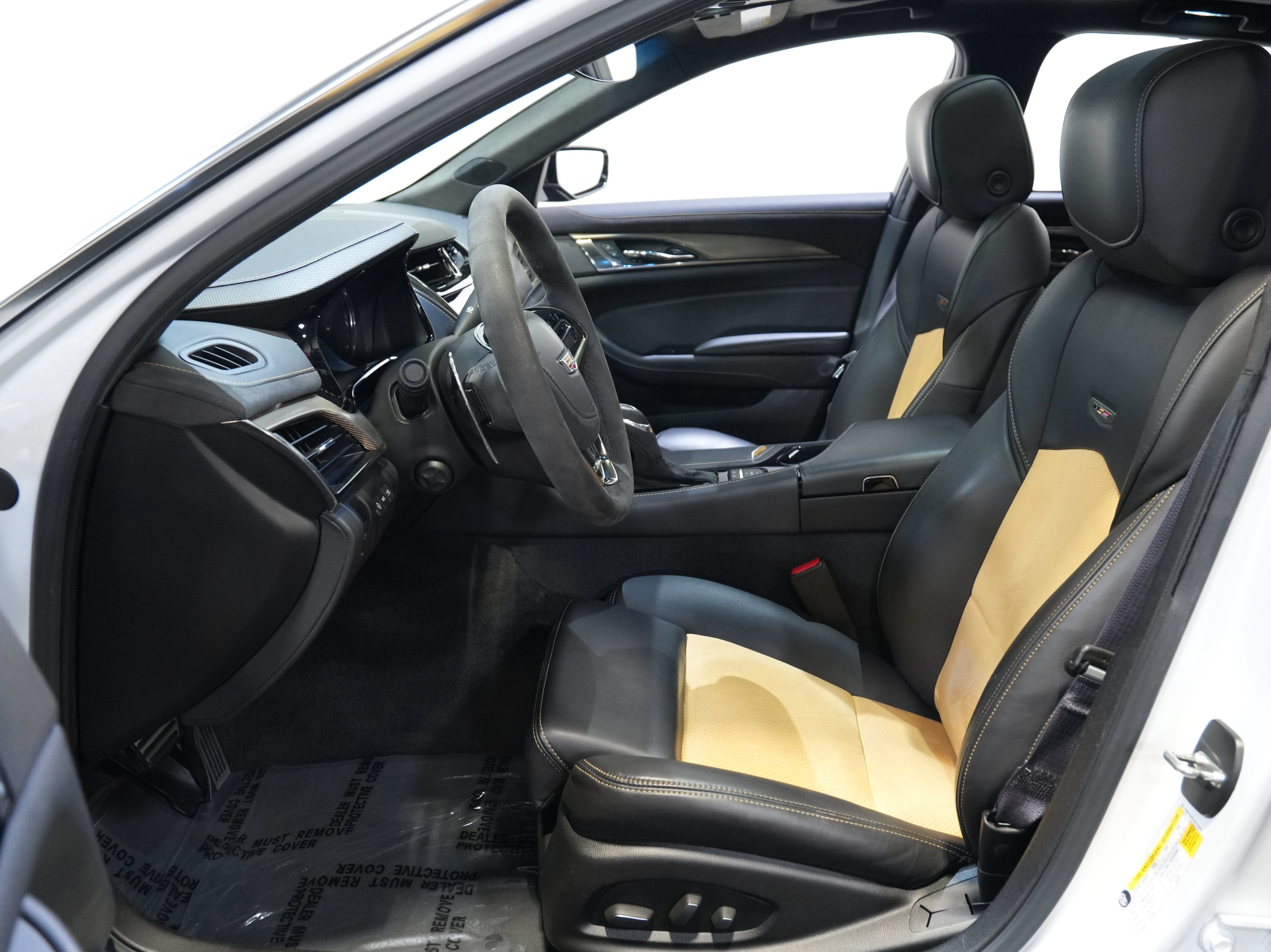 Used 2016 Cadillac CTS V w/ Carbon Fiber Package RWD image 33
