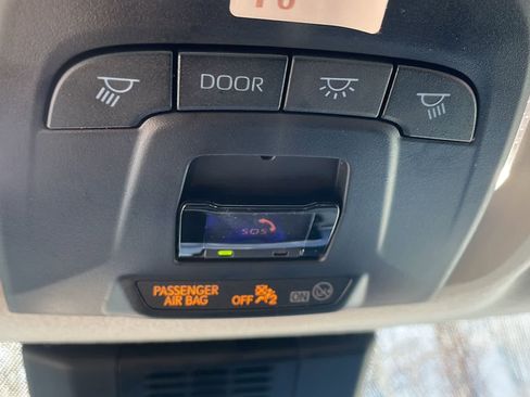 Used 2025 Toyota Corolla LE w/ LE Premium Package image 17