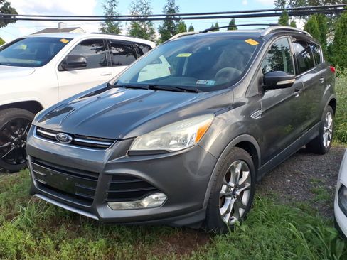 Used 2015 Ford Escape Titanium AWD/4WD image 3