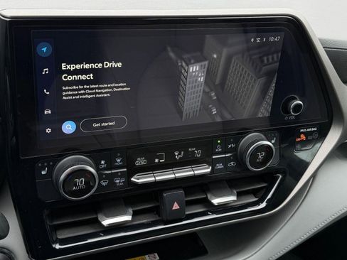 Used 2023 Toyota Highlander XLE image 29