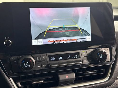 Used 2024 Toyota Grand Highlander AWD image 34