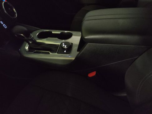 Used 2022 Chevrolet Blazer LT FWD image 26
