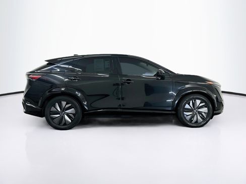 Used 2024 Nissan Ariya AWD image 10
