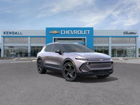 New 2026 Chevrolet Equinox EV LT w/ Convenience Package II AWD/4WD image 1