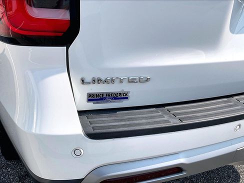 Certified 2023 Ford Expedition Limited AWD/4WD image 8