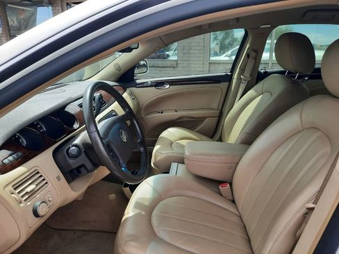 Used 2011 Buick Lucerne CXL FWD image 6