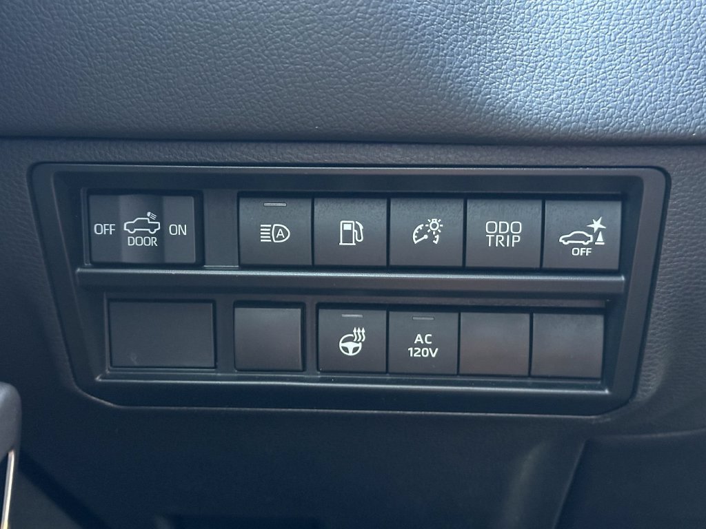Used 2023 Toyota Tundra Limited AWD/4WD image 37