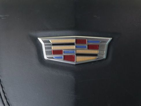 Used 2017 Cadillac Escalade Platinum image 15