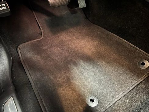 Used 2022 Jeep Grand Cherokee Limited image 17