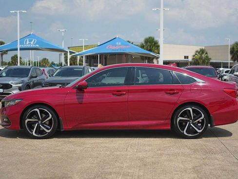 Used 2020 Honda Accord Sport image 3